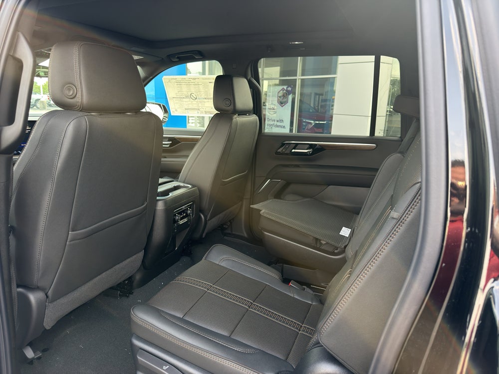 2026 Chevrolet Suburban High Country — vehicle photo