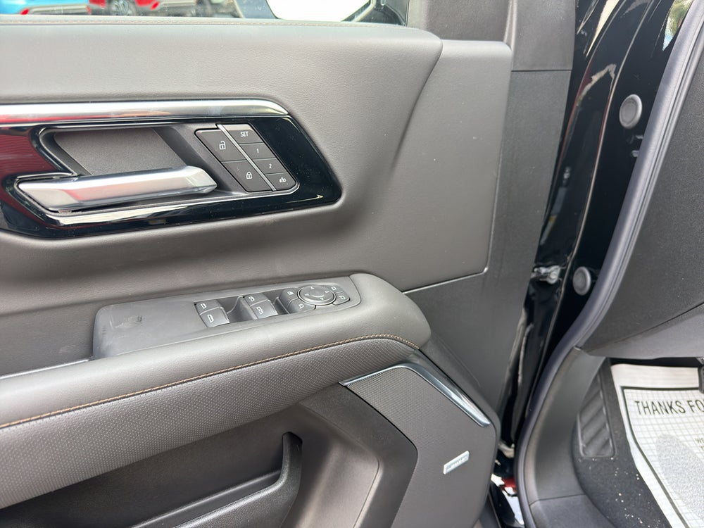 2026 Chevrolet Suburban High Country — vehicle photo