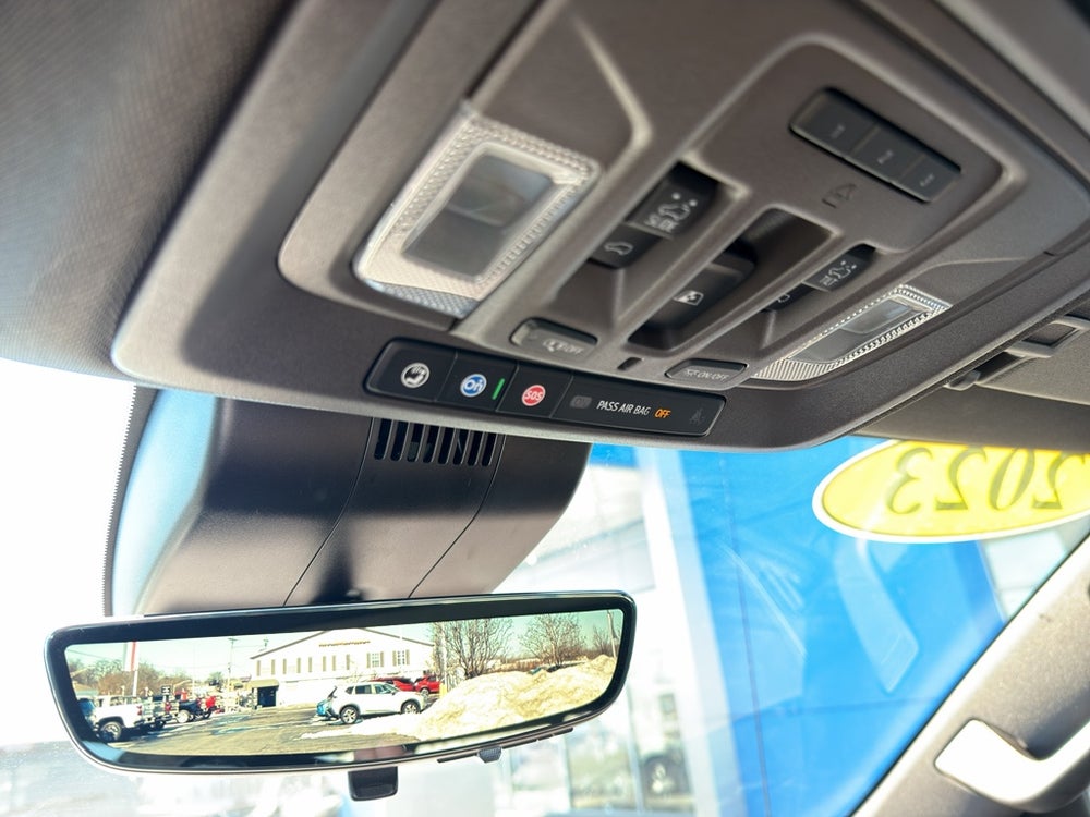 2023 GMC Sierra 1500 Denali — vehicle photo
