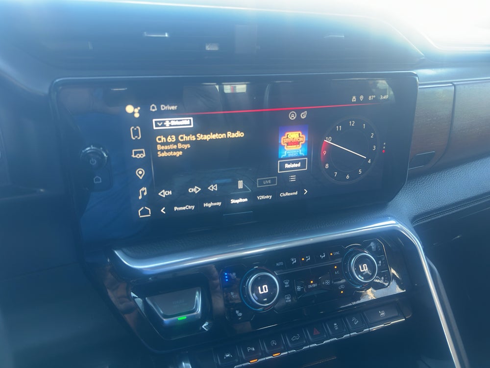 2022 GMC Sierra 1500 Denali — vehicle photo