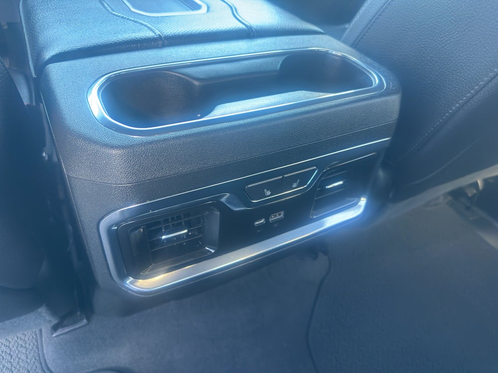 2022 GMC Sierra 1500 Denali — vehicle photo