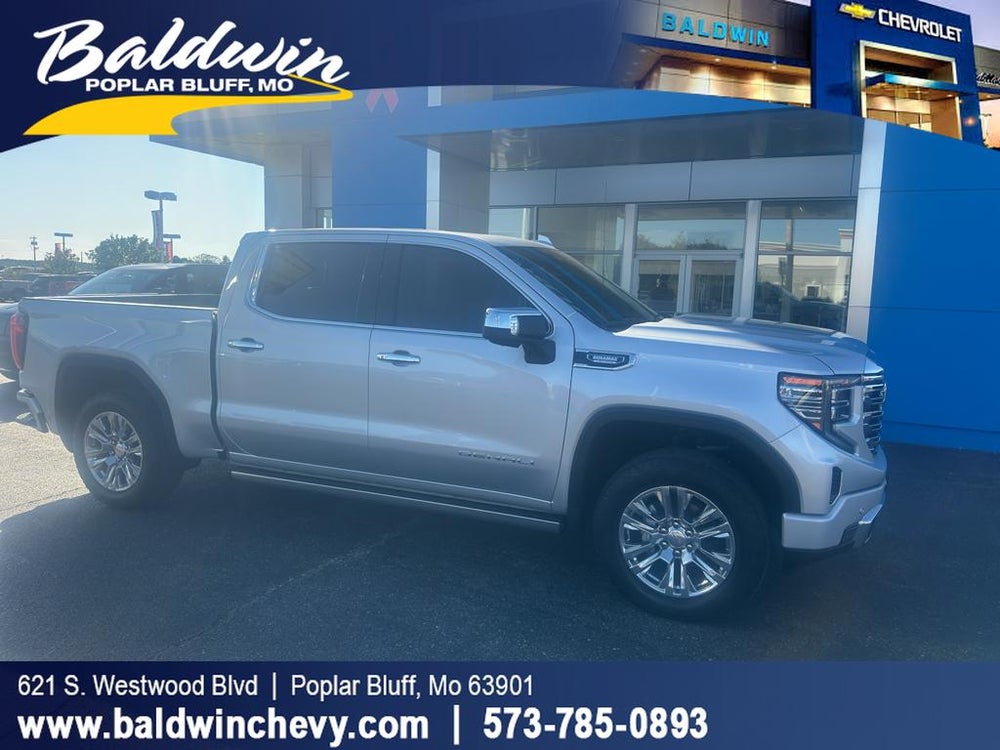 2022 GMC Sierra 1500 Denali — vehicle photo