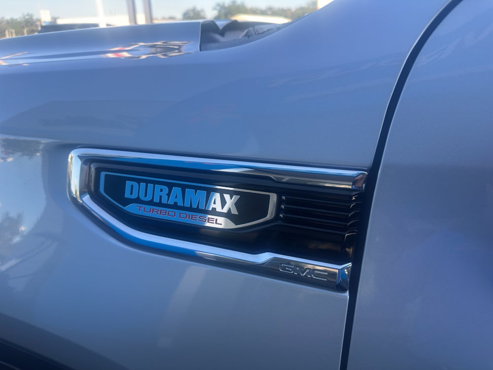 2022 GMC Sierra 1500 Denali — vehicle photo