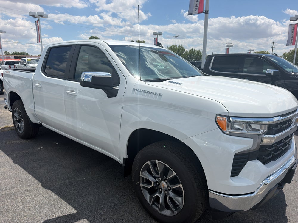 2026 Chevrolet Silverado 1500 LT — vehicle photo