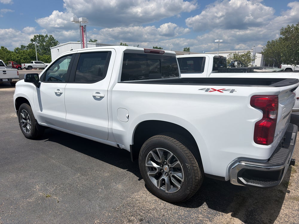 2026 Chevrolet Silverado 1500 LT — vehicle photo