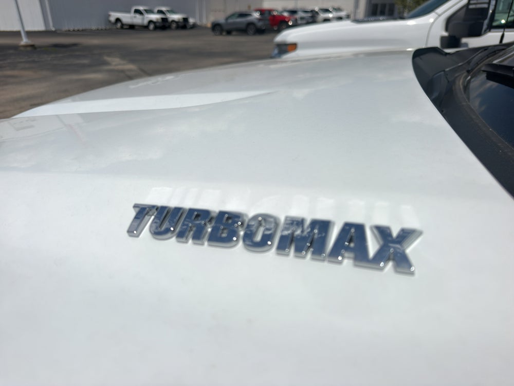 2026 Chevrolet Silverado 1500 LT — vehicle photo