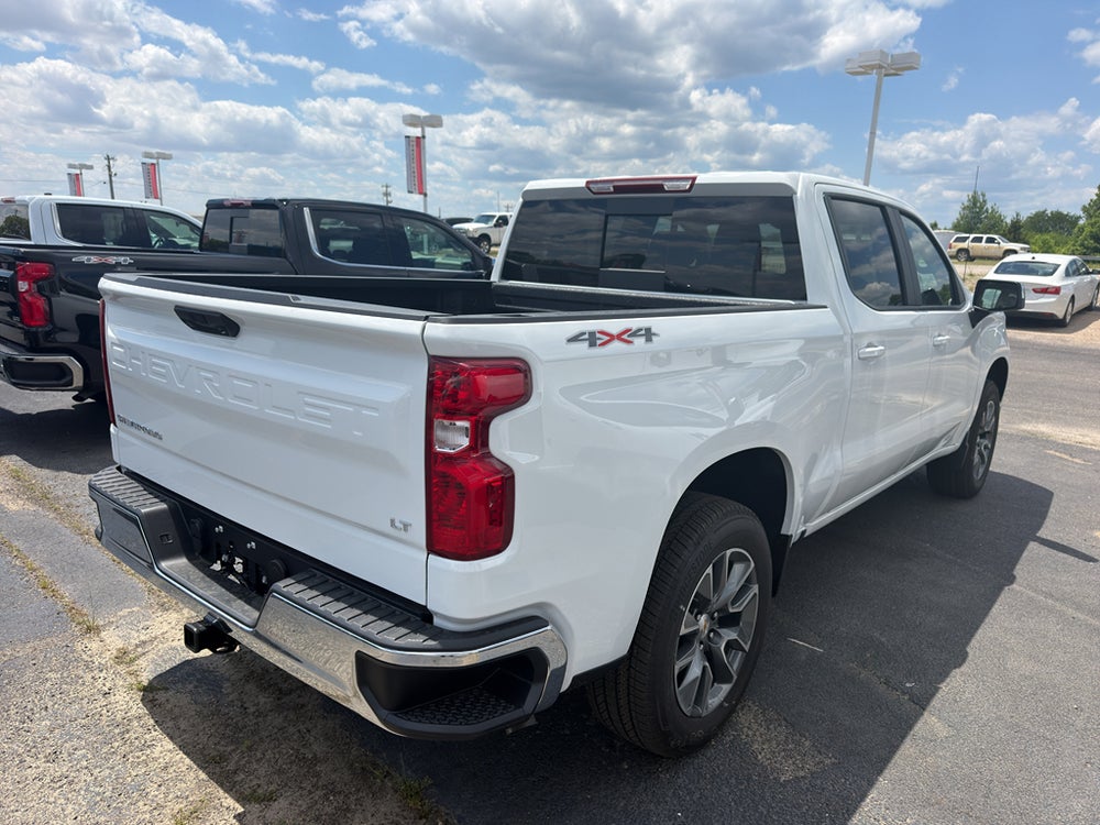 2026 Chevrolet Silverado 1500 LT — vehicle photo