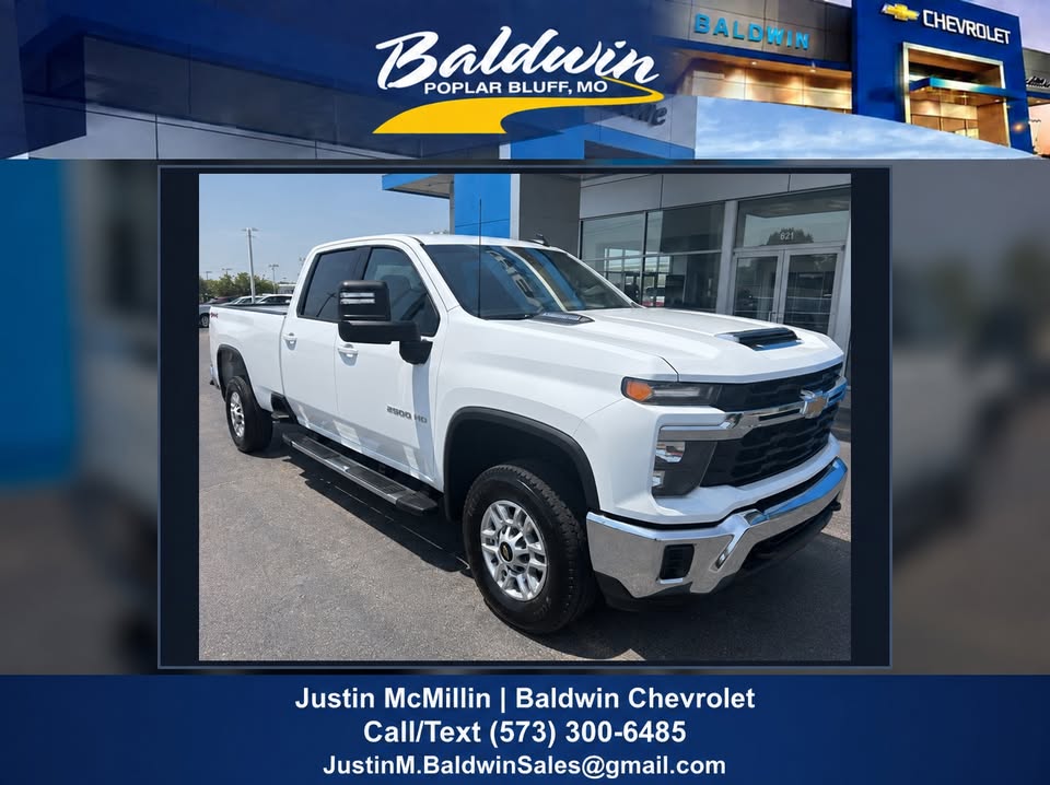 2026 Chevrolet Silverado 2500 HD LT — full vehicle photo