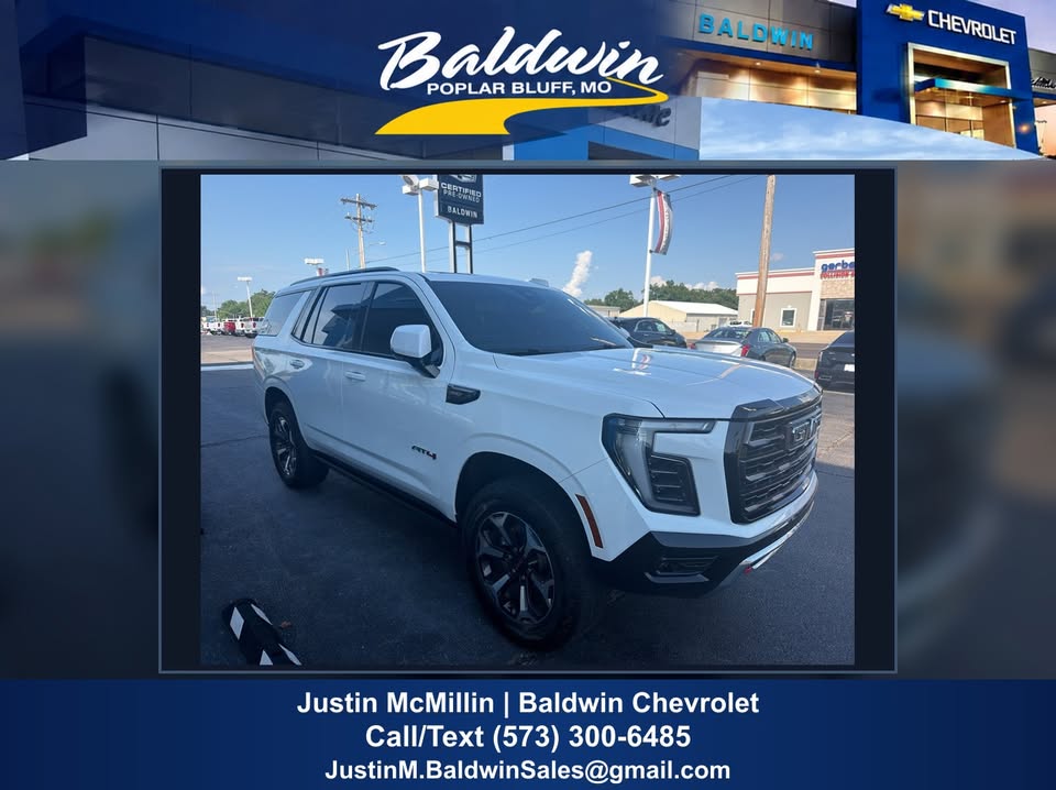 2025 GMC Yukon AT4 Ultimate — full vehicle photo