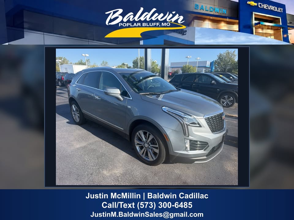 2024 Cadillac XT5 Premium Luxury — full vehicle photo