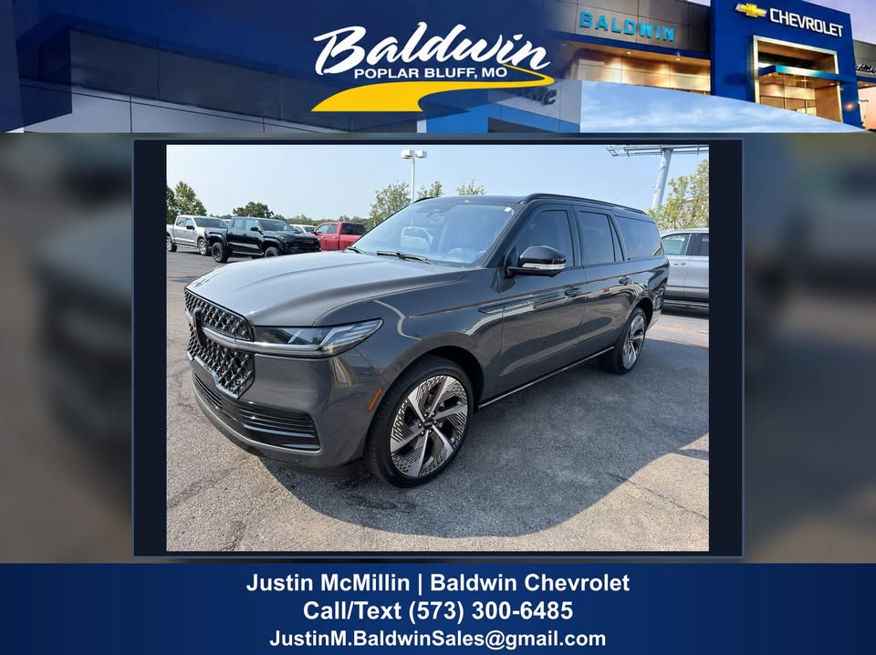 2025 Lincoln Navigator L Black Label — full vehicle photo